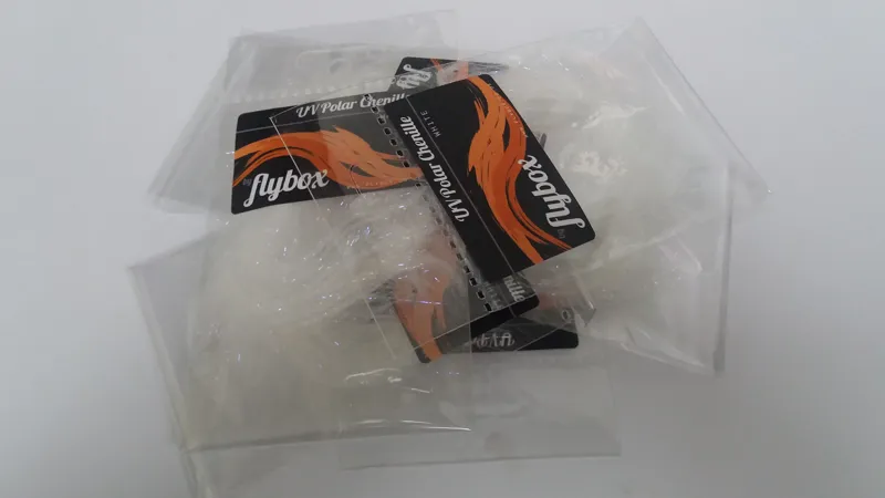 Flybox UV Polar Chenille in UV White